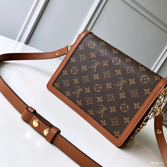 Cheap Vuitton MM（2019 Louis Spring Show） Dauphine 0710